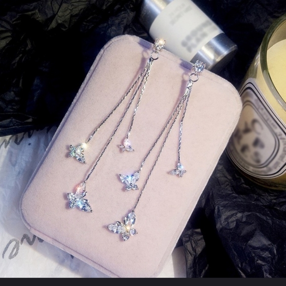 Super cute butterfly earrings - Picture 4 of 4